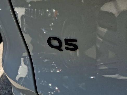 Used 2025 Audi Q5 Premium Plus AWD/4WD image 10