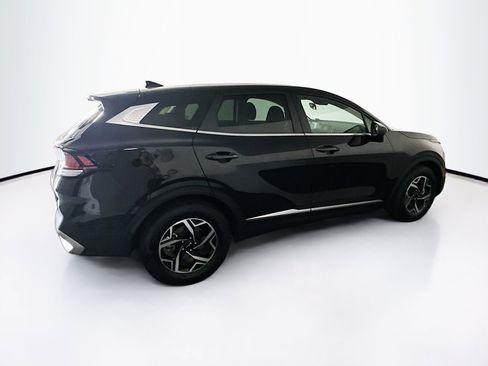 Used 2025 Kia Sportage LX image 10