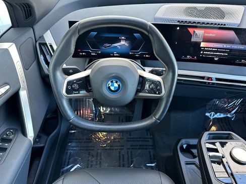 Used 2023 BMW iX xDrive50 image 14