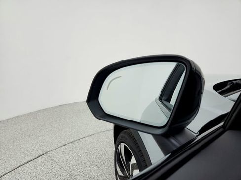 New 2026 Volvo XC40 B4 Plus w/ Climate Package image 19