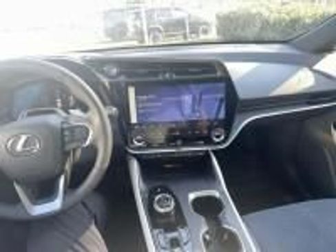 Used 2023 Lexus RZ 450e Premium w/ Accessory Package (2T) image 5