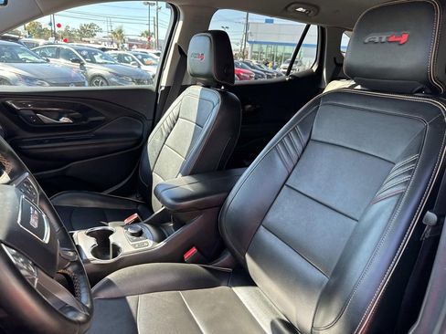 Used 2023 GMC Terrain AT4 image 17