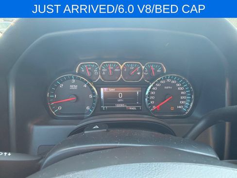 Used 2017 Chevrolet Silverado 2500 LT w/ LT Convenience Package AWD/4WD image 9