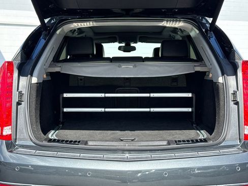 Used 2016 Cadillac SRX Luxury FWD image 7