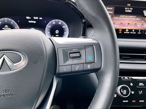 Certified 2025 INFINITI QX60 Luxe FWD image 29