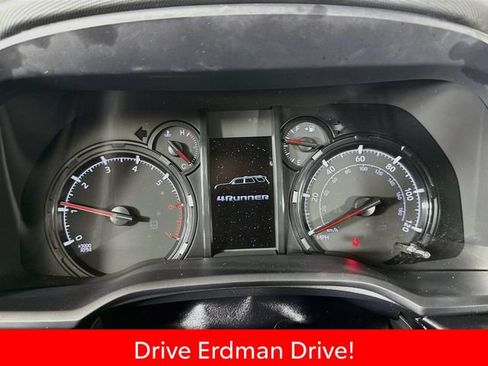 Certified 2024 Toyota 4Runner SR5 AWD/4WD image 17
