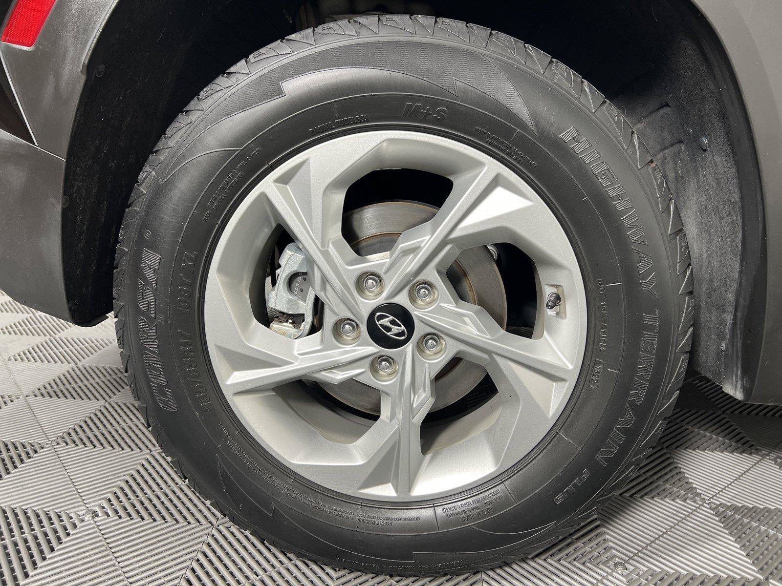Used 2022 Hyundai Tucson SEL FWD image 16