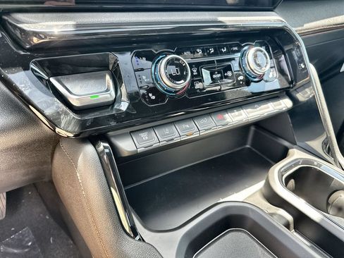 New 2026 GMC Sierra 2500 AT4 w/ AT4 Premium Plus Package AWD/4WD image 27