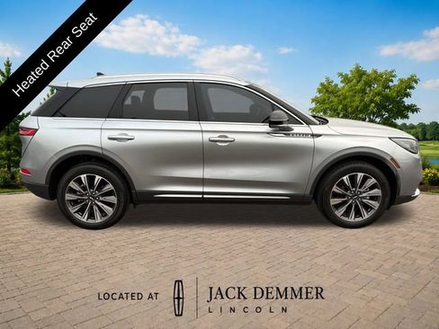 Certified 2022 Lincoln Corsair Reserve w/ Elements Package AWD/4WD image 8