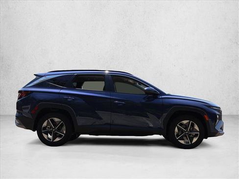 Used 2025 Hyundai Tucson SEL AWD/4WD image 4