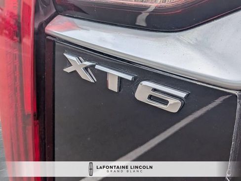 Used 2020 Cadillac XT6 Premium Luxury AWD/4WD image 10