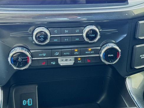 Used 2022 Ford F150 XLT w/ Equipment Group 302A High image 12