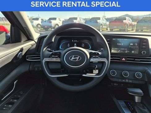Certified 2026 Hyundai Elantra SE FWD image 7