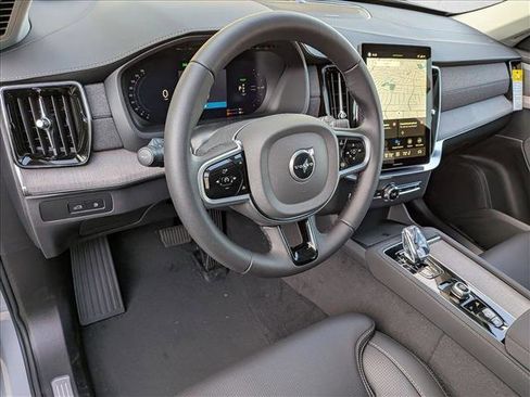 New 2026 Volvo XC90 T8 Ultra w/ Protection Package image 3