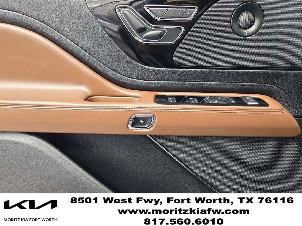 Used 2020 Lincoln Aviator Reserve w/ Equipment Group 201A AWD/4WD image 23