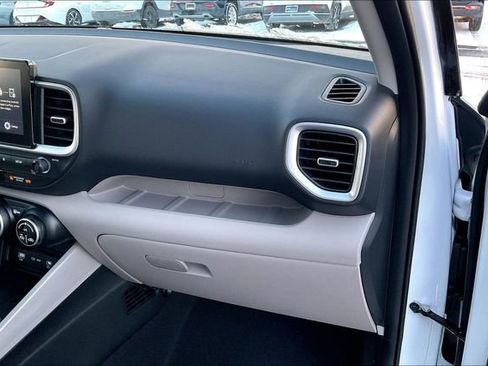 New 2026 Hyundai Venue SEL image 26