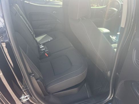 Used 2021 Chevrolet Colorado LT w/ LT Convenience Package RWD image 7