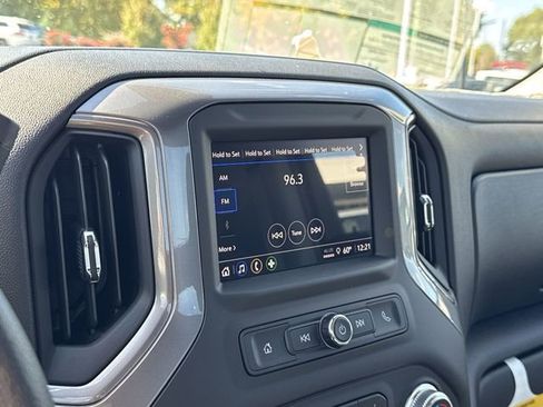 New 2025 GMC Sierra 2500 Pro image 16