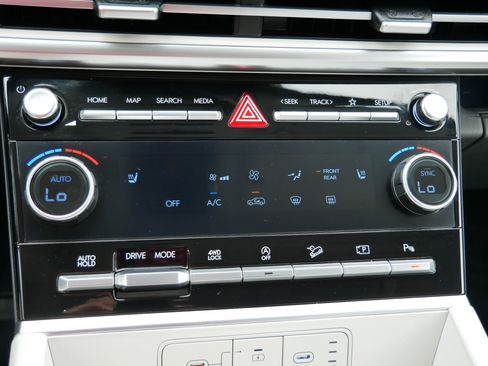 Certified 2026 Hyundai Santa Fe SEL AWD/4WD image 22