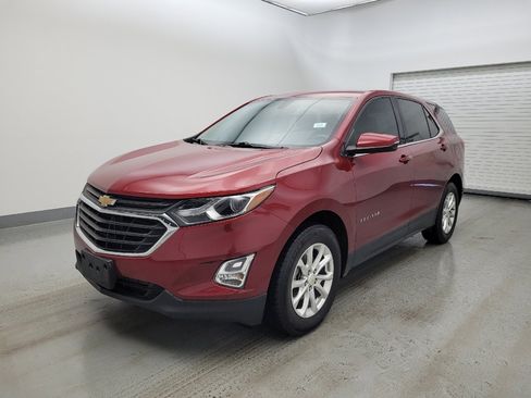 Used 2018 Chevrolet Equinox LT image 2