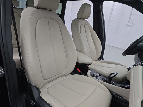 Used 2022 BMW X1 xDrive28i w/ Convenience Package image 10