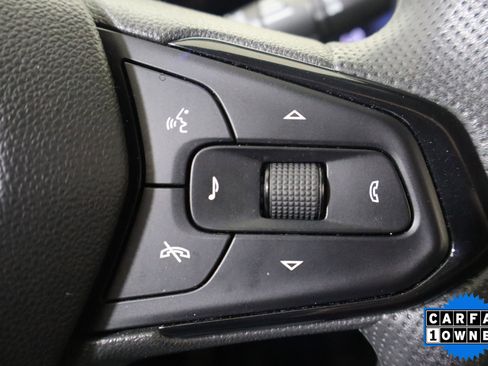 Used 2025 Chevrolet Trax LT image 29