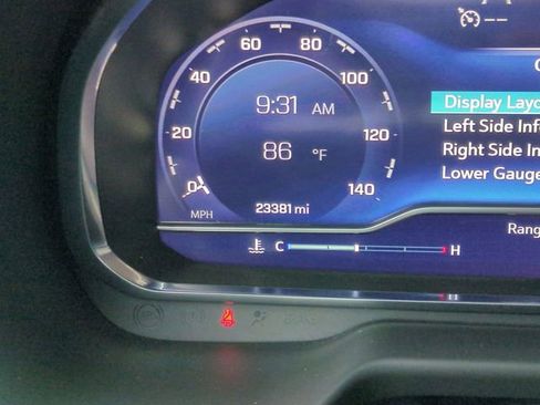 Used 2022 Chevrolet Suburban High Country image 34