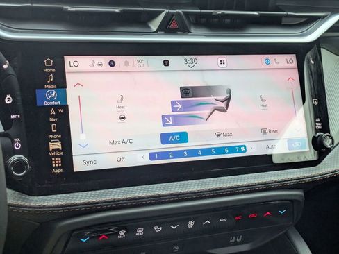 New 2026 Jeep Cherokee Limited image 19