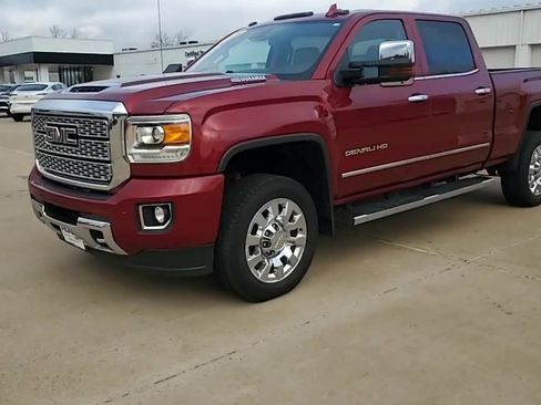 Used 2018 GMC Sierra 2500 Denali w/ Duramax Plus Package image 4