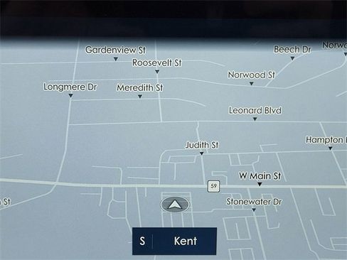 Certified 2022 Lincoln Nautilus Reserve w/ Equipment Group 201A image 6