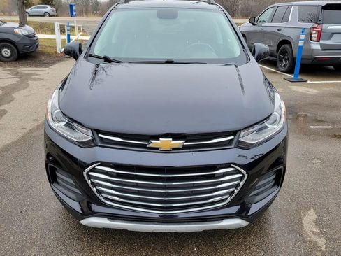 Used 2021 Chevrolet Trax LT AWD/4WD image 9