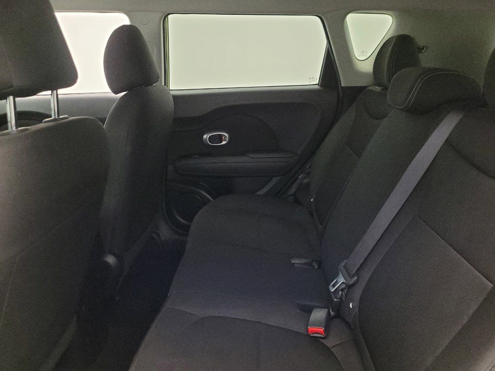 Used 2019 Kia Soul FWD image 18