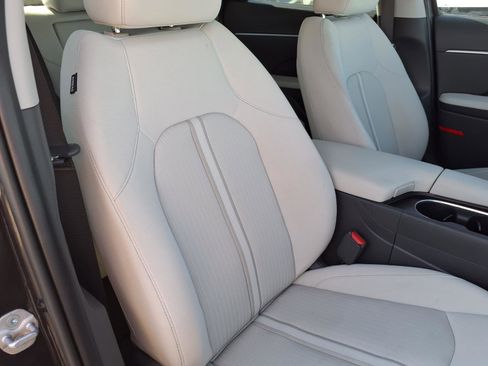 Certified 2025 Hyundai Sonata SEL FWD image 12