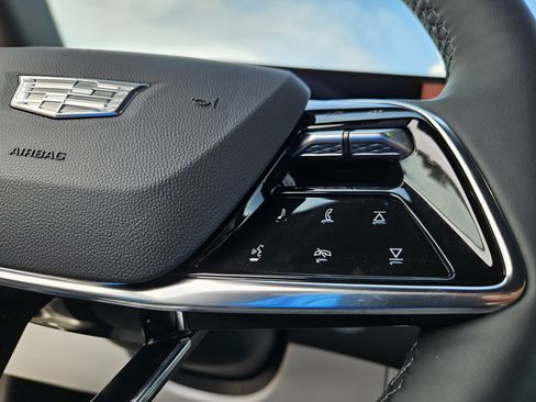 New 2025 Cadillac Lyriq Luxury image 33