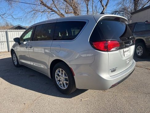 New 2026 Chrysler Voyager LX image 4