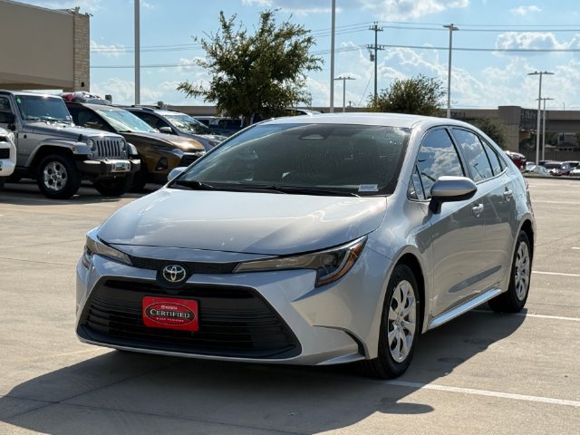 Used 2024 Toyota Corolla LE FWD image 9