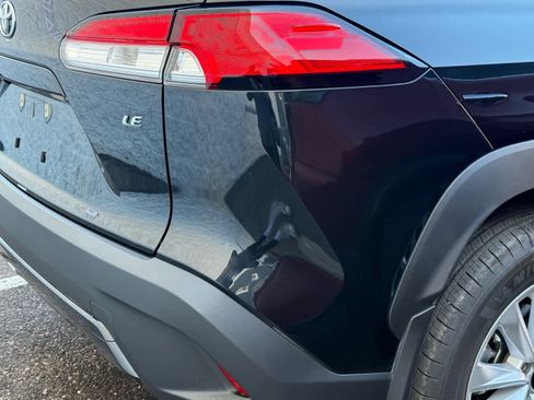 Used 2024 Toyota Corolla Cross LE image 21