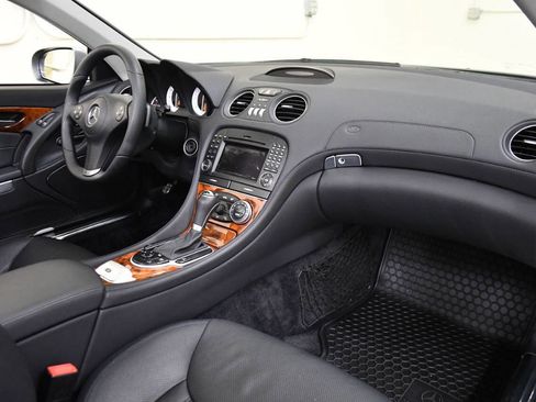 Used 2009 Mercedes-Benz SL 550 image 14