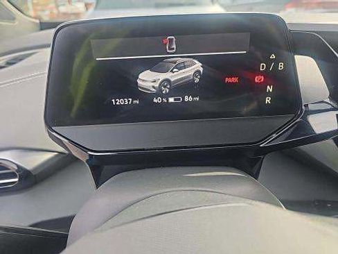 Used 2023 Volkswagen ID.4 Pro S image 5