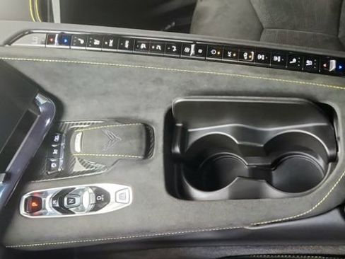 Used 2024 Chevrolet Corvette Stingray Premium Conv w/ Z51 Performance Package image 46