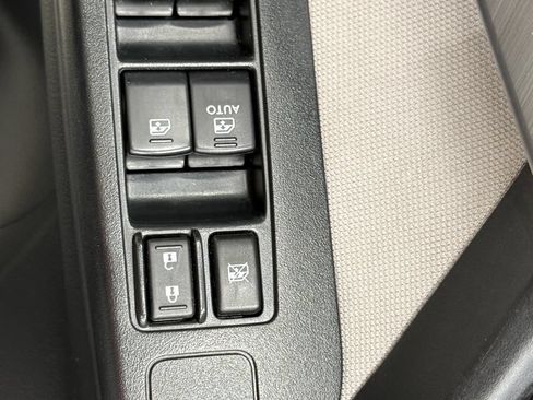Used 2016 Subaru Forester 2.5i Premium AWD/4WD image 25