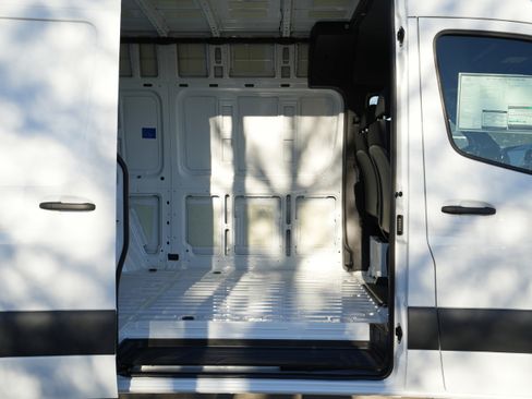 New 2026 Mercedes-Benz Sprinter 2500 image 20
