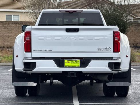 Used 2022 Chevrolet Silverado 3500 High Country image 12