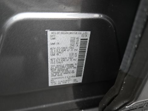 New 2026 Nissan Pathfinder Platinum FWD image 10