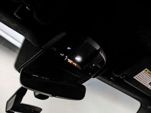 Used 2024 Porsche 911 GT3 image 39