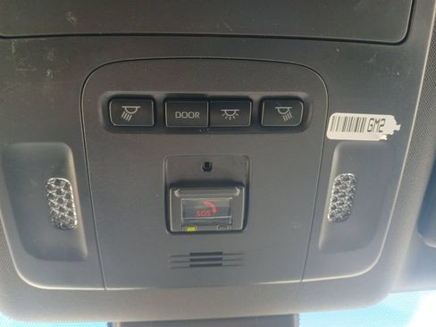 Used 2022 Toyota Avalon XLE FWD image 24