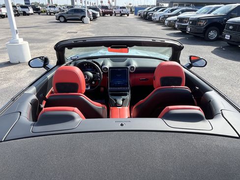 Used 2022 Mercedes-Benz SL 63 AMG 4MATIC image 11