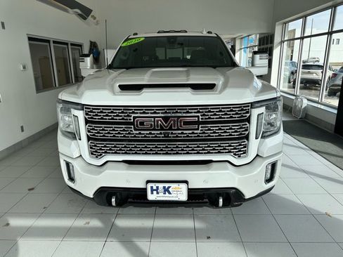 Used 2020 GMC Sierra 2500 Denali image 2