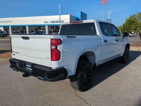 Used 2024 Chevrolet Silverado 1500 LT Trail Boss AWD/4WD image 8