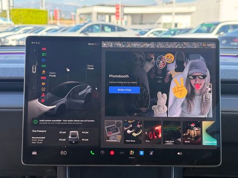 Used 2026 Tesla Model Y AWD image 35